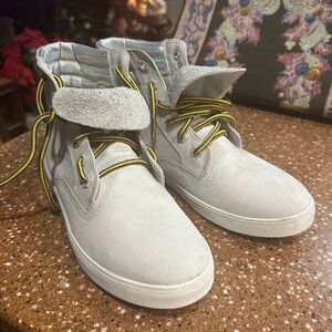 Timberland women Gray Boots with Yellow Accents